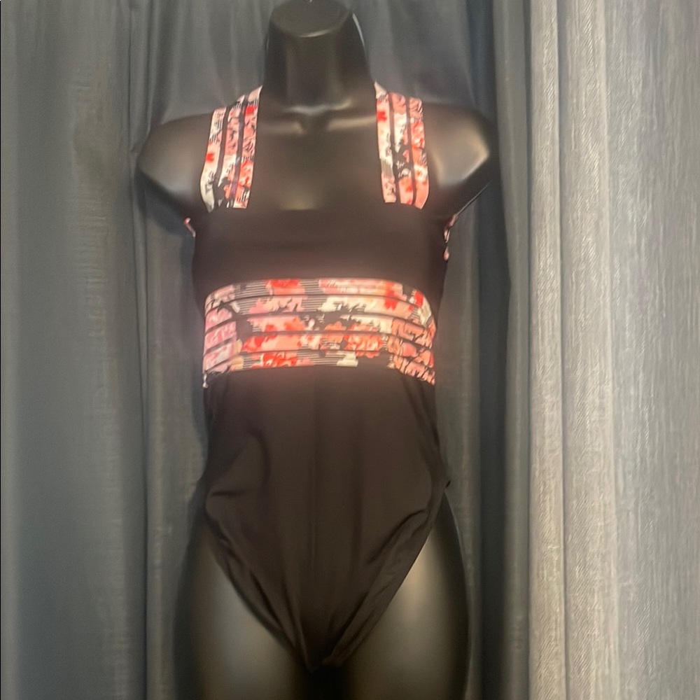 Women’s Swimwear Black and Pink Floral Swimsuit